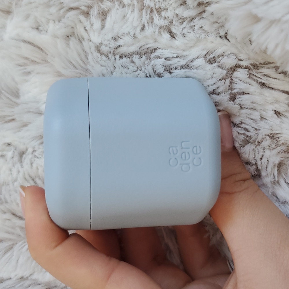 Keep Your Cadence Travel Capsule - Picture 5 of 5